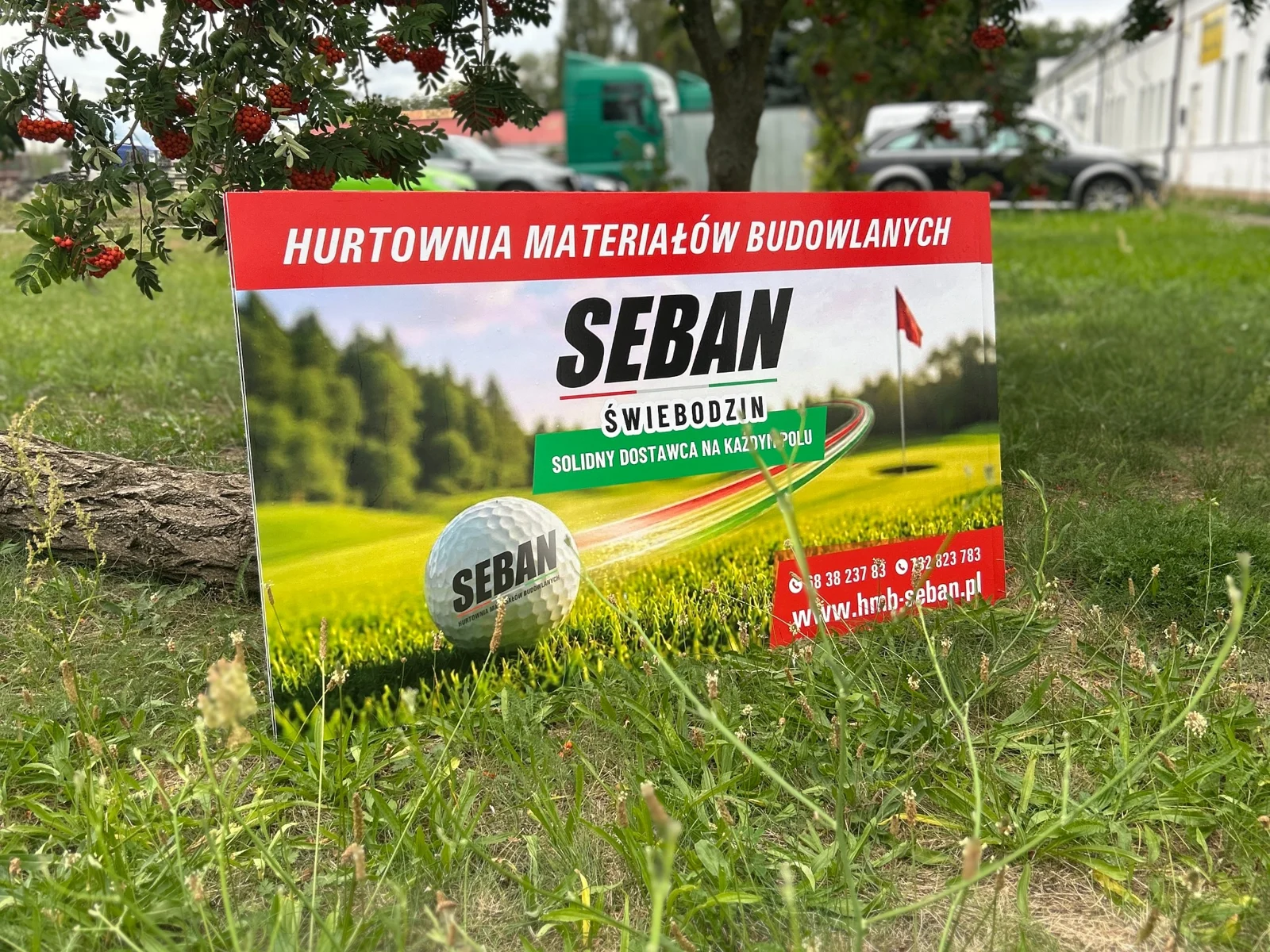 Tablica reklamowa hurtowni SEBAN